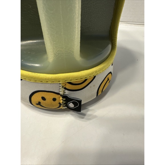 H2O 2.2 Liter Water Bottle - Picture 3 of 10